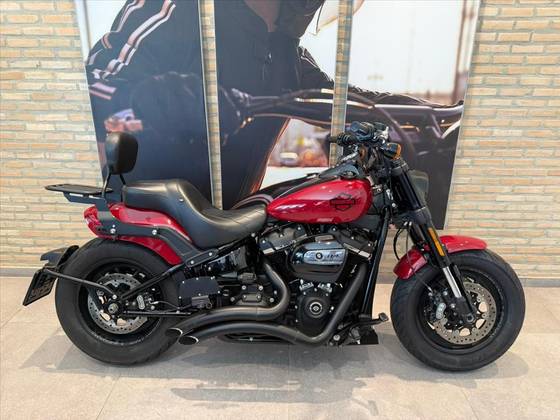 HARLEY-DAVIDSON SOFTAIL FAT BOB 114 